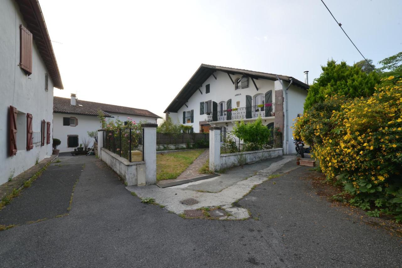 Ferienwohnung Etxe Arrosa Saint-Martin-dʼArrossa Exterior foto